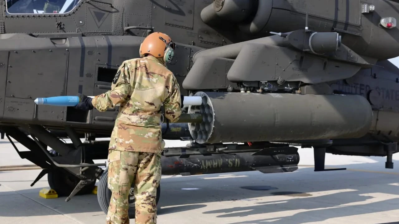 Apache Helicopter