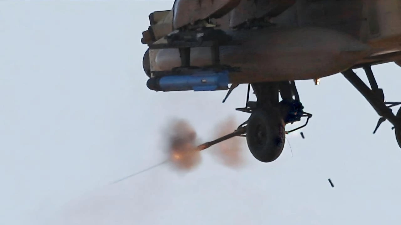 Apache Helicopter