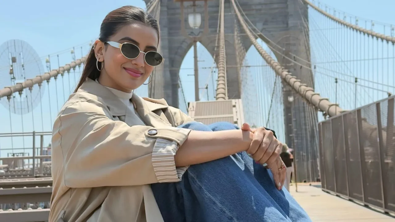 Akshra Singh Networth 2025