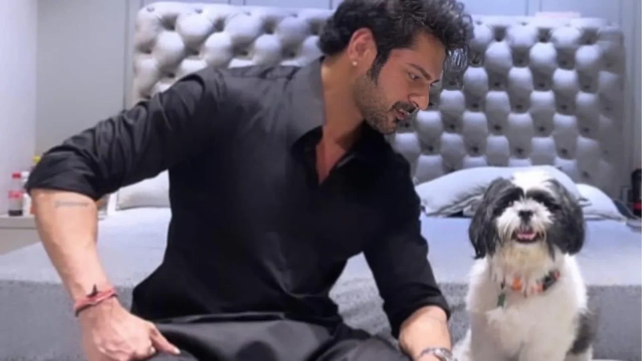 Ashish Kapoor Arrested