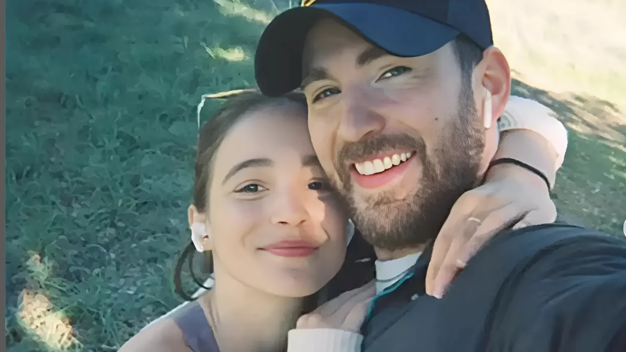 Chris Evans और Alba Baptista